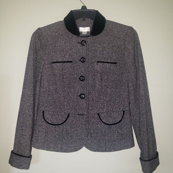 Ann Taylor Loft Women’s Blazer Suit Jacket Size 8 | Versatile Office Style - Picture 3 of 9